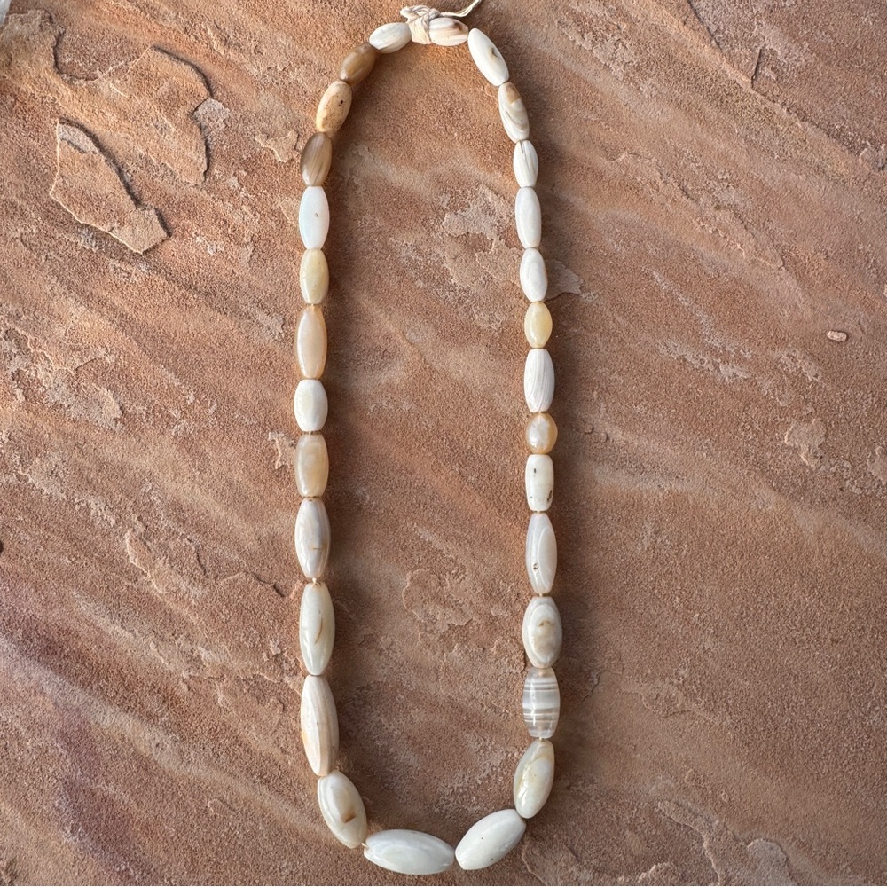 Vintage White Agate XL Bead Strand 32” Graduated 12–18mm ~ 284g